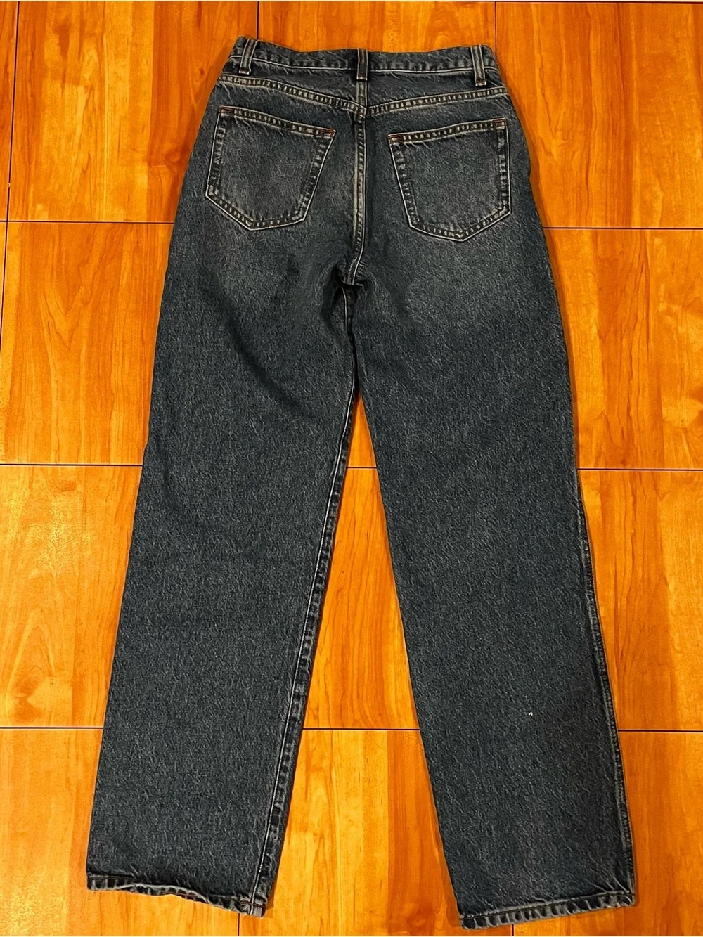 Reformation Val 90s Mid Rise Straight Jeans Size 25 Dark Wash Sustainable Denim